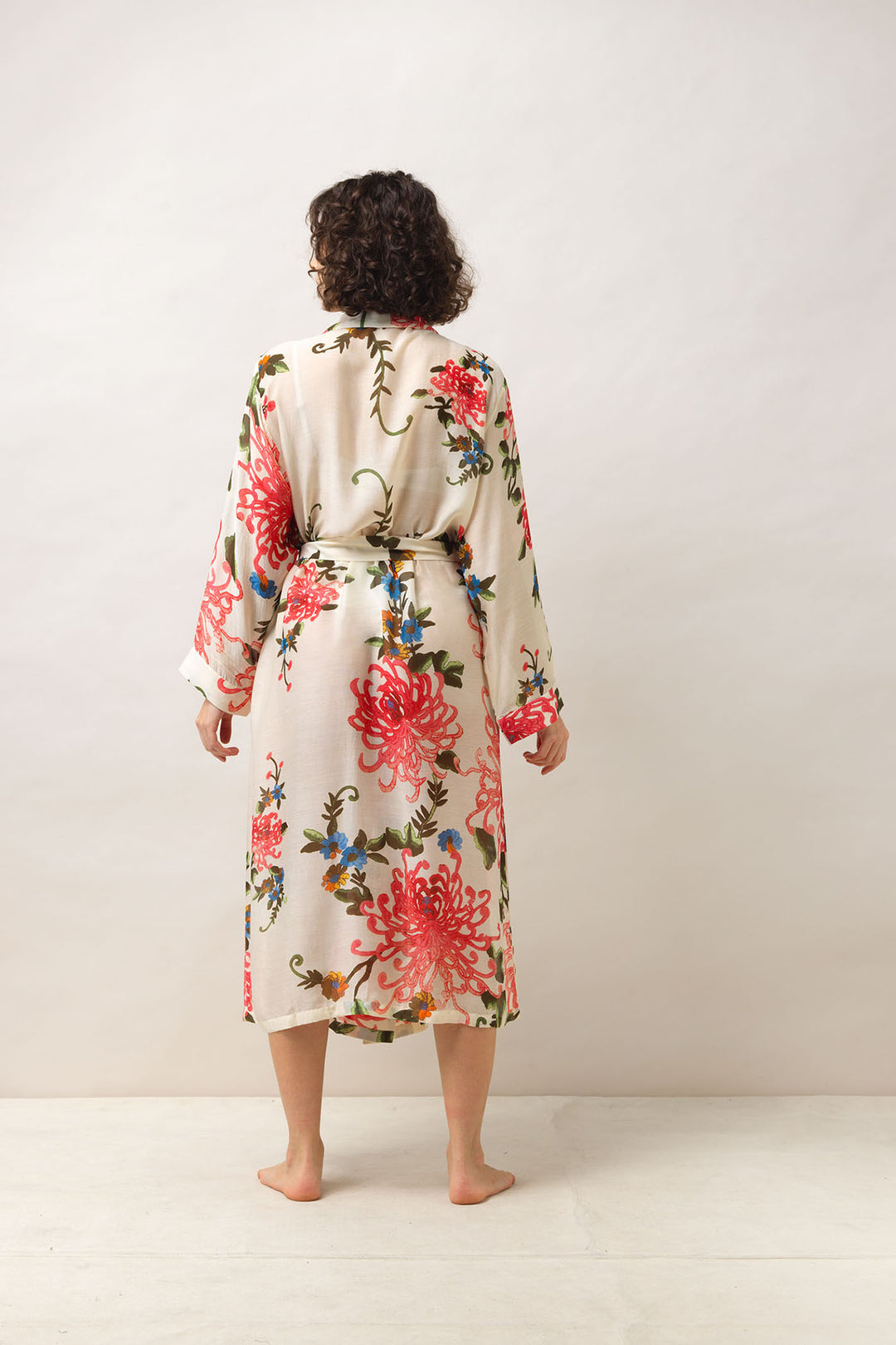 Chrysanthemum Ecru Gown - One Hundred Stars