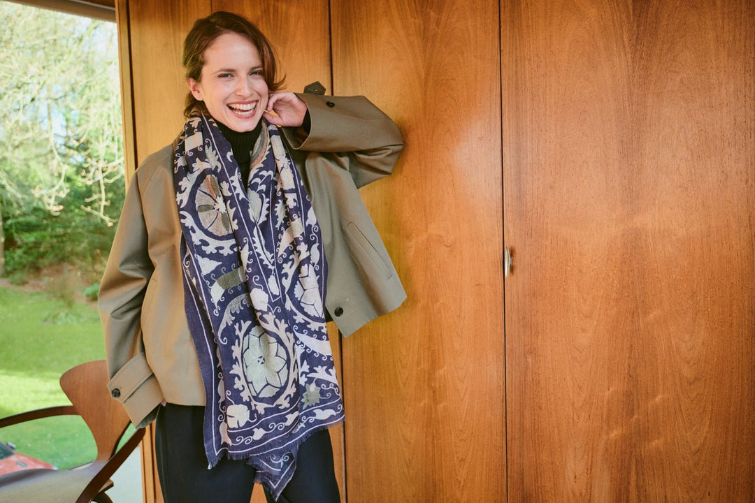 Susani Charcoal Wool Scarf - One Hundred Stars