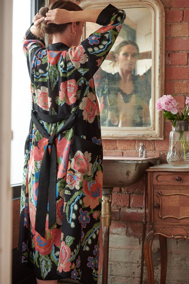 Woven Flower Black Crepe Gown - One Hundred Stars