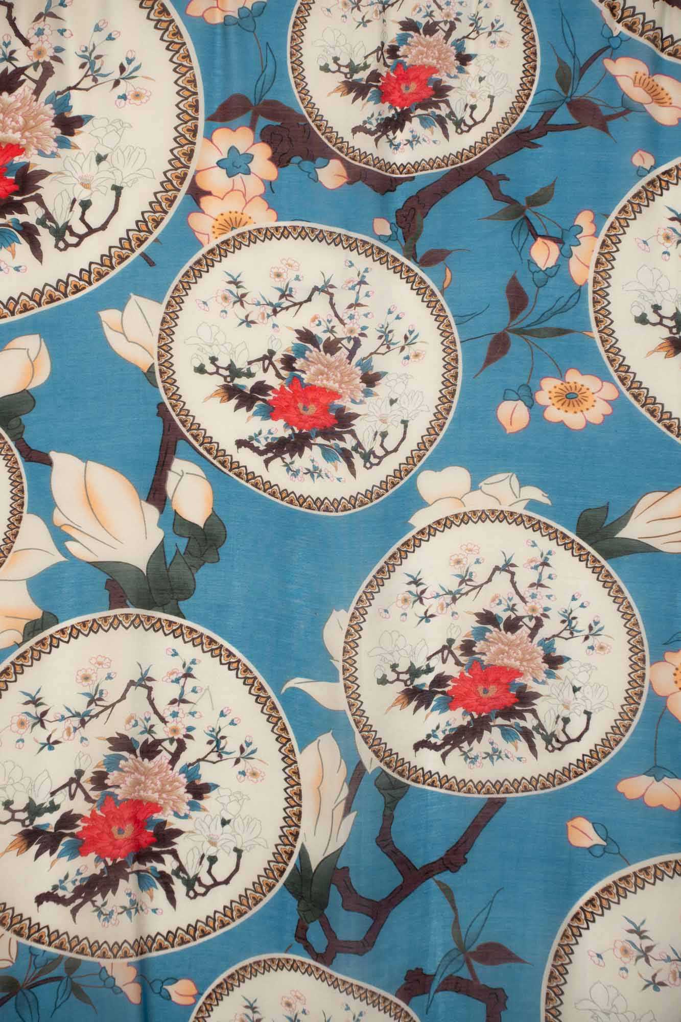Magnolia Plates - One Hundred Stars