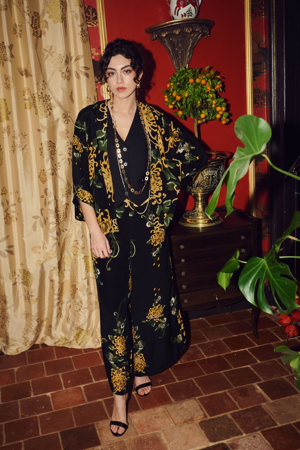 Chrysanthemum Black Crepe Kimono - One Hundred Stars