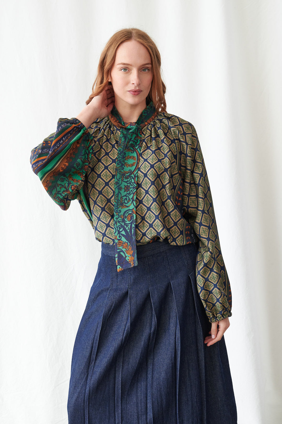 Amulet Emerald Pussybow Blouse - One Hundred Stars