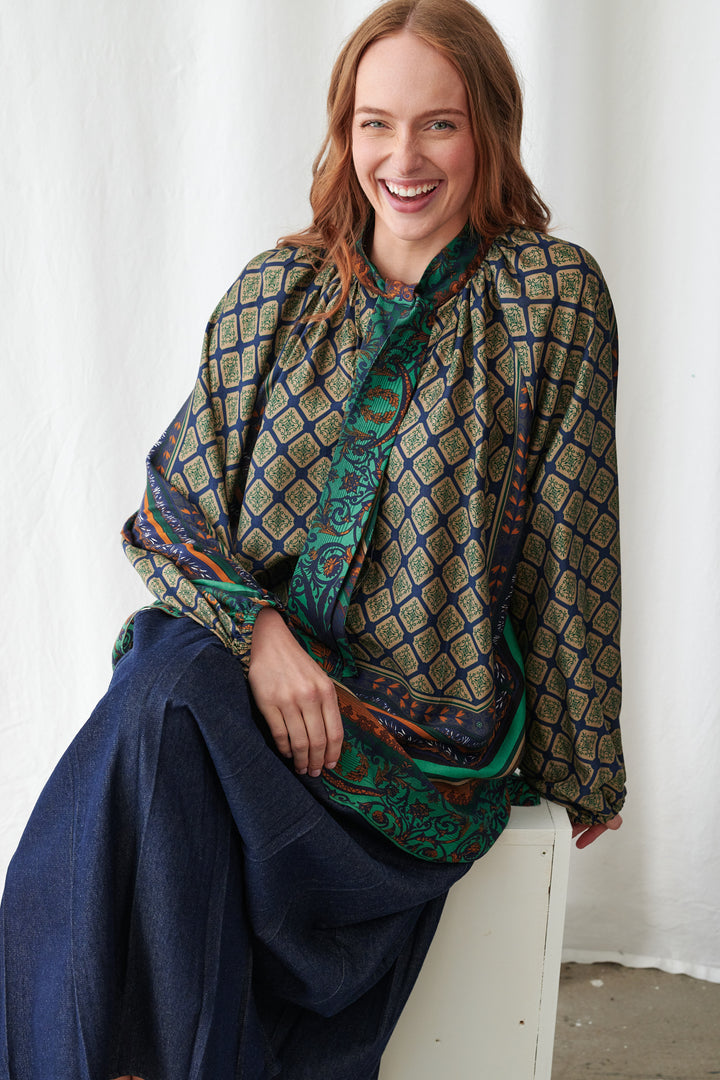 Amulet Emerald Pussybow Blouse - One Hundred Stars
