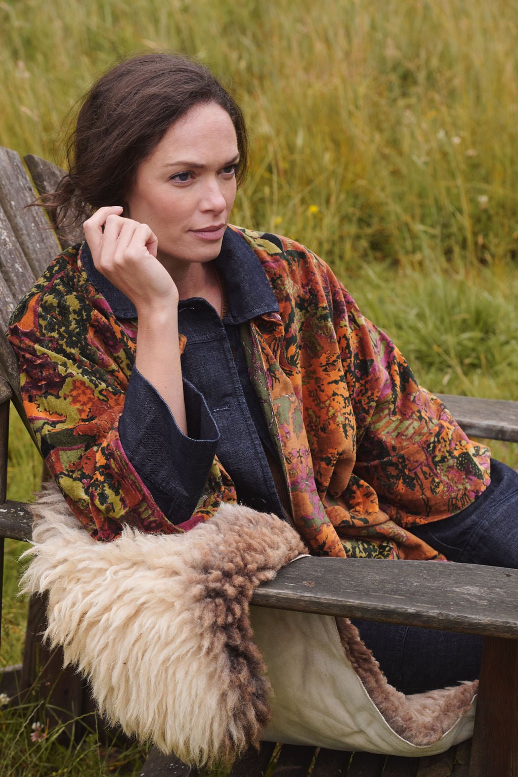 China Tree Cigar Velvet Jacket - One Hundred Stars