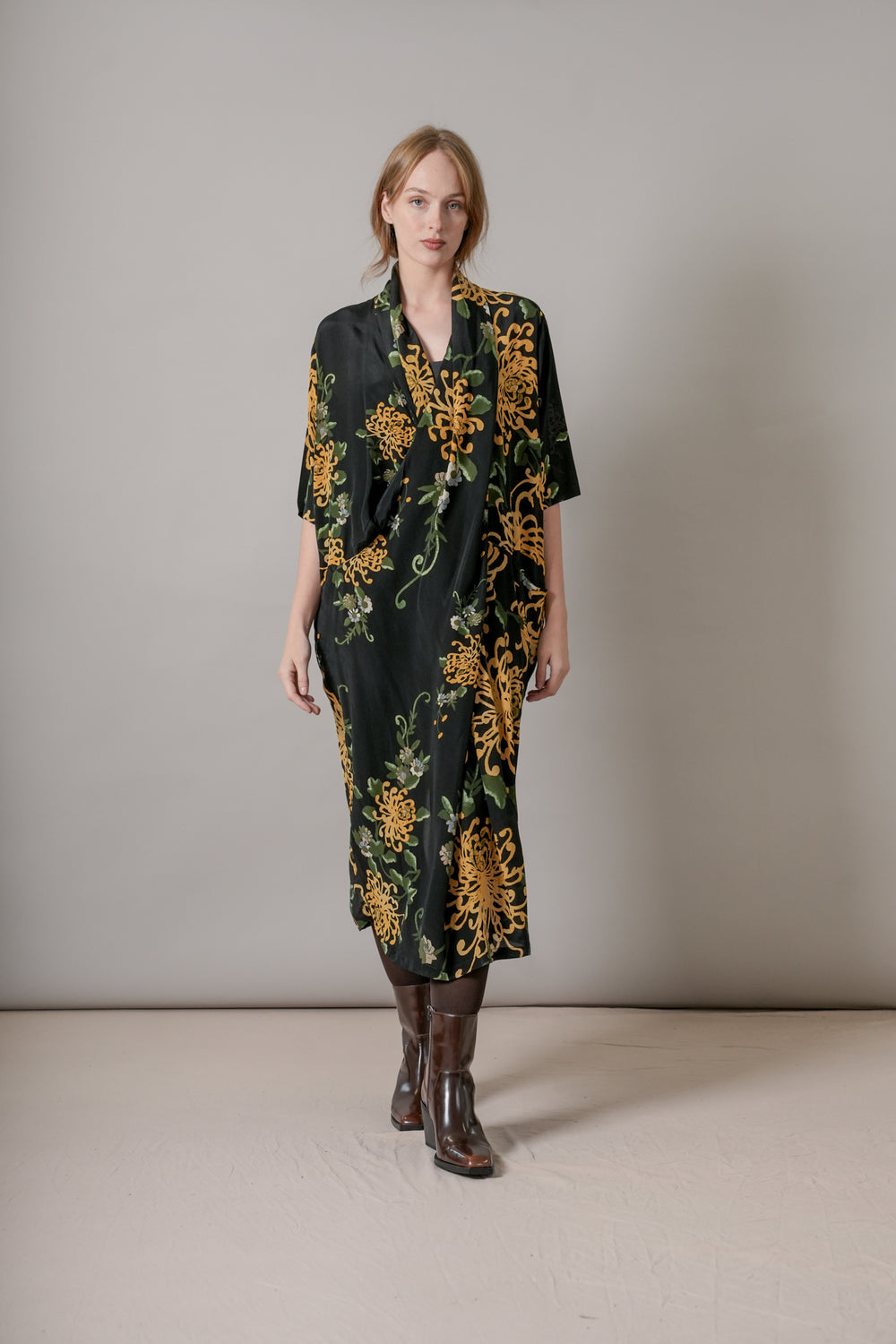 Chrysanthemum Black Rachel Dress - One Hundred Stars