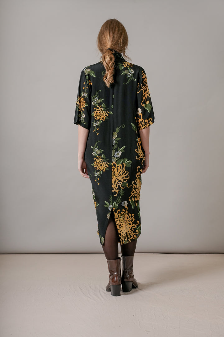 Chrysanthemum Black Rachel Dress - One Hundred Stars