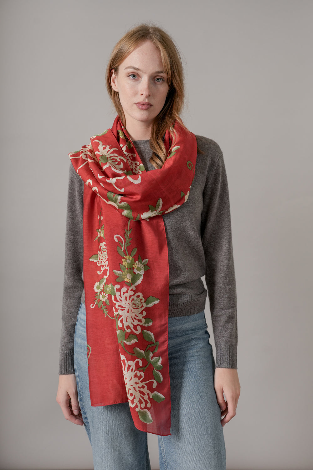 Chrysanthemum Red Scarf - One Hundred Stars