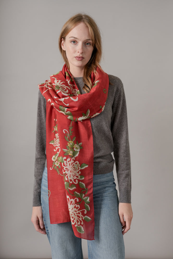 Chrysanthemum Red Scarf - One Hundred Stars