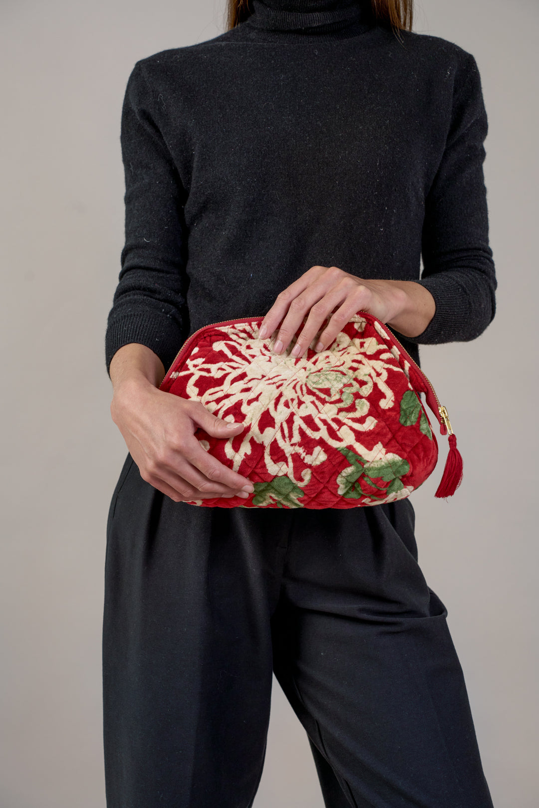 Chrysanthemum Red Velvet Pouch