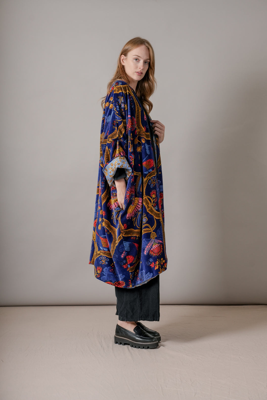 Climbing Peacock Royal Blue Velvet Grande Kimono - One Hundred Stars