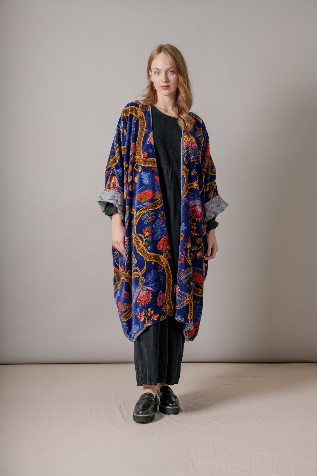 Climbing Peacock Royal Blue Velvet Grande Kimono - One Hundred Stars