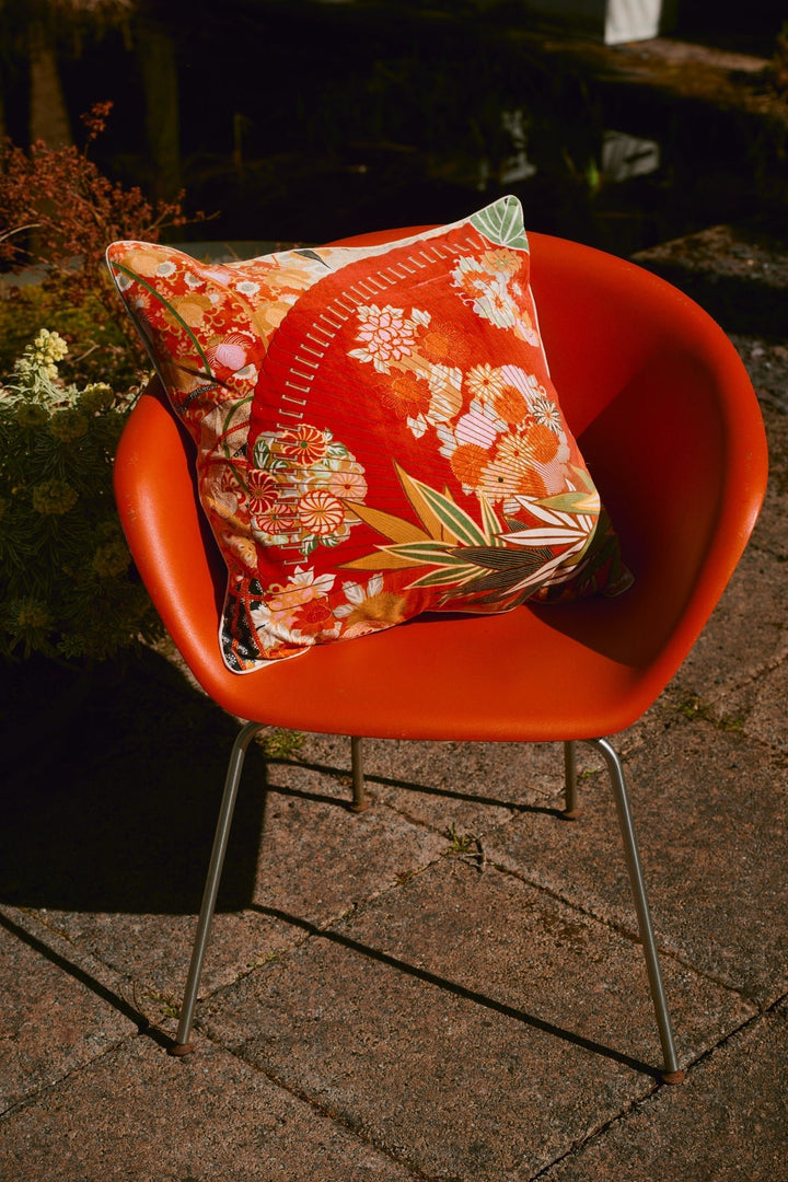 Fans Scarlet Cushion Cover - One Hundred Stars