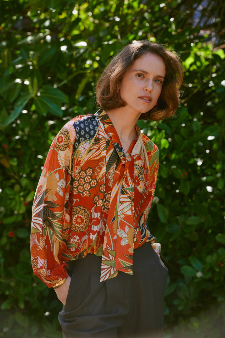Fans Scarlet PussyBow Blouse - One Hundred Stars