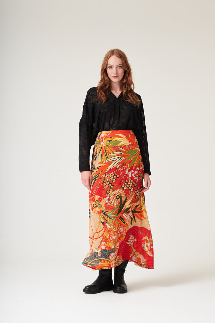 Fans Scarlet A - line Maxi Skirt - One Hundred Stars