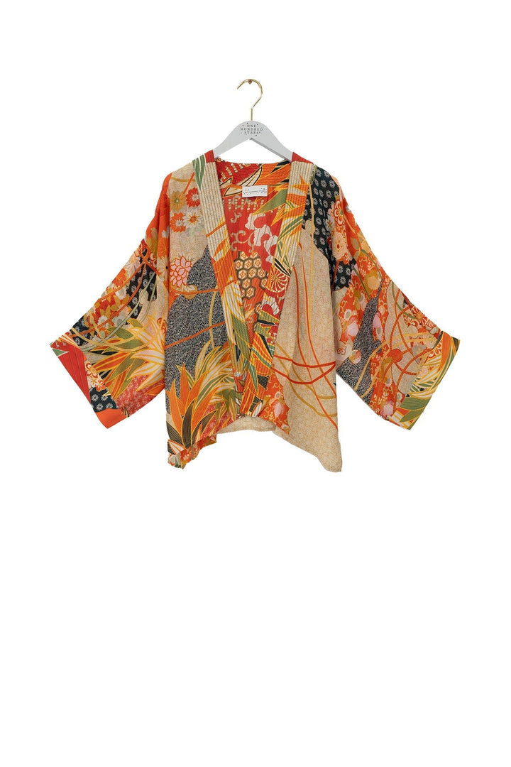 Fans Scarlet Kimono - One Hundred Stars