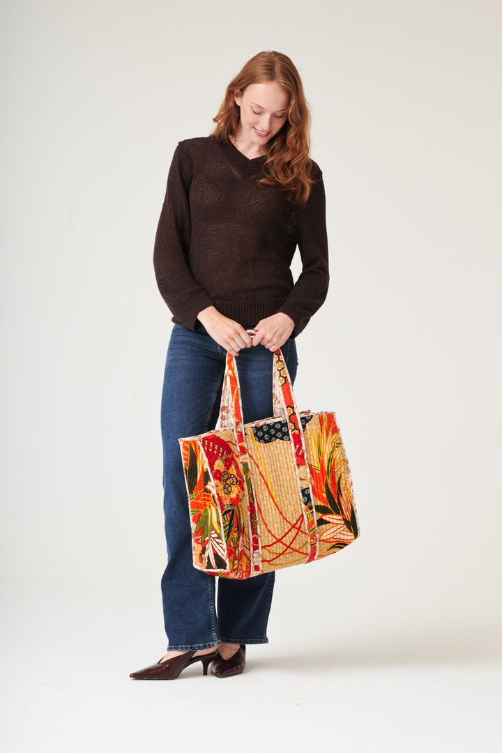 Fans Scarlet Large Velvet Tote Bag - One Hundred Stars