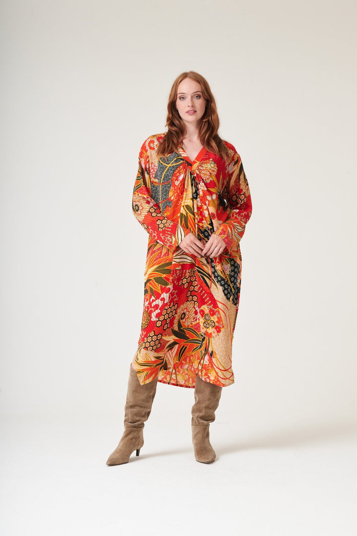Fans Scarlet Midi Dress - One Hundred Stars