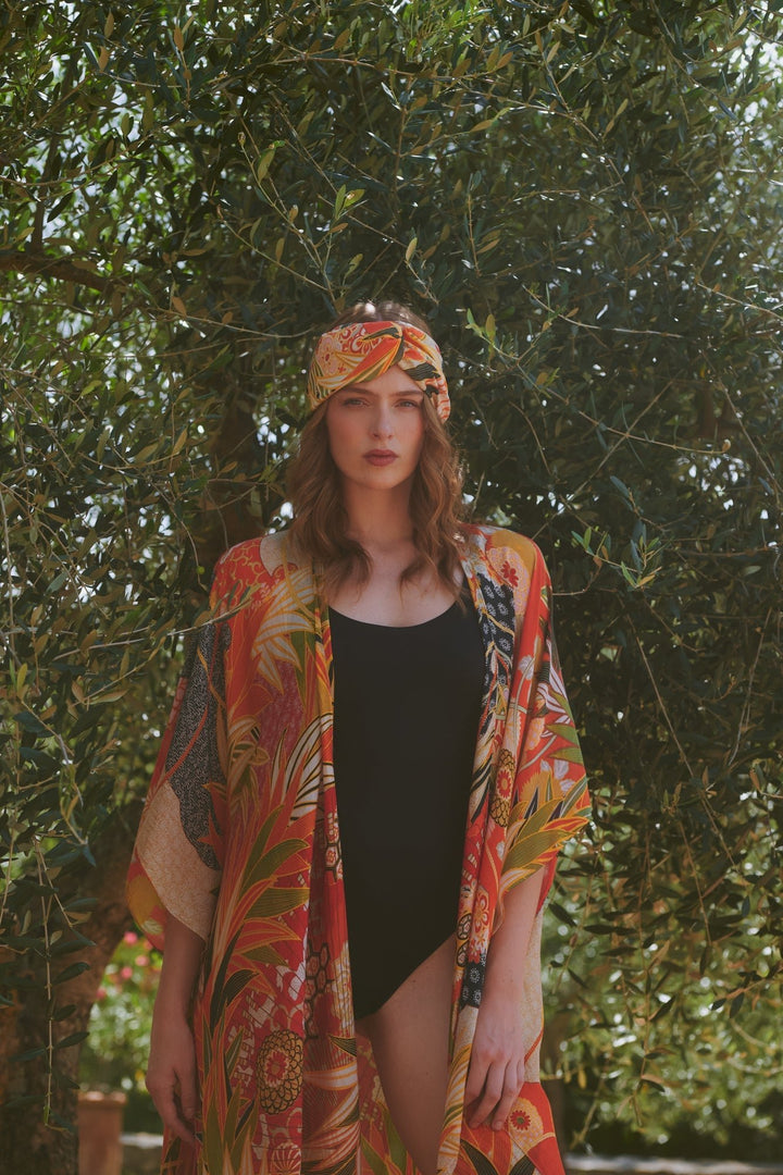 Fans Scarlet Throwover - One Hundred Stars