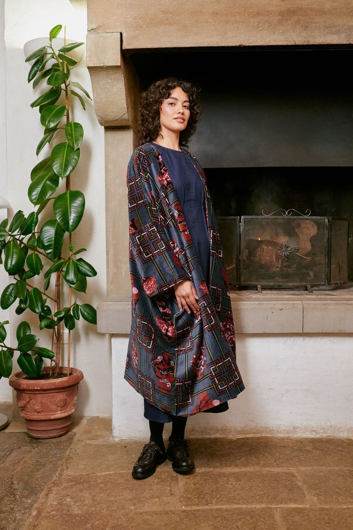 Ginger Jar Grey Velvet Grande Kimono - One Hundred Stars