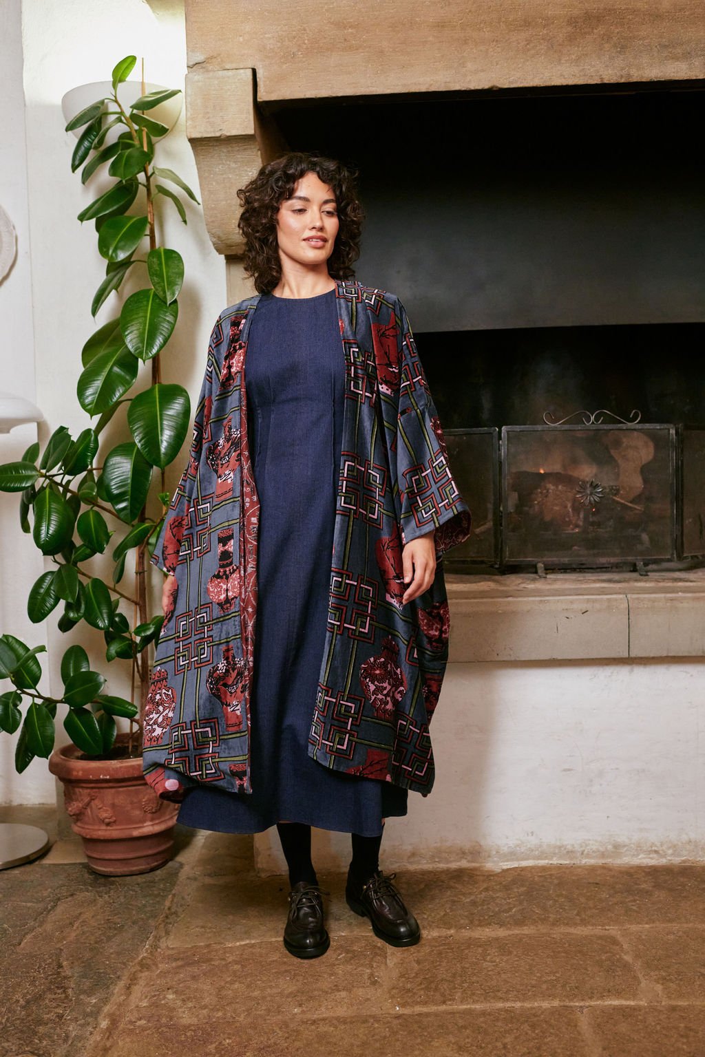Ginger Jar Grey Velvet Grande Kimono - One Hundred Stars