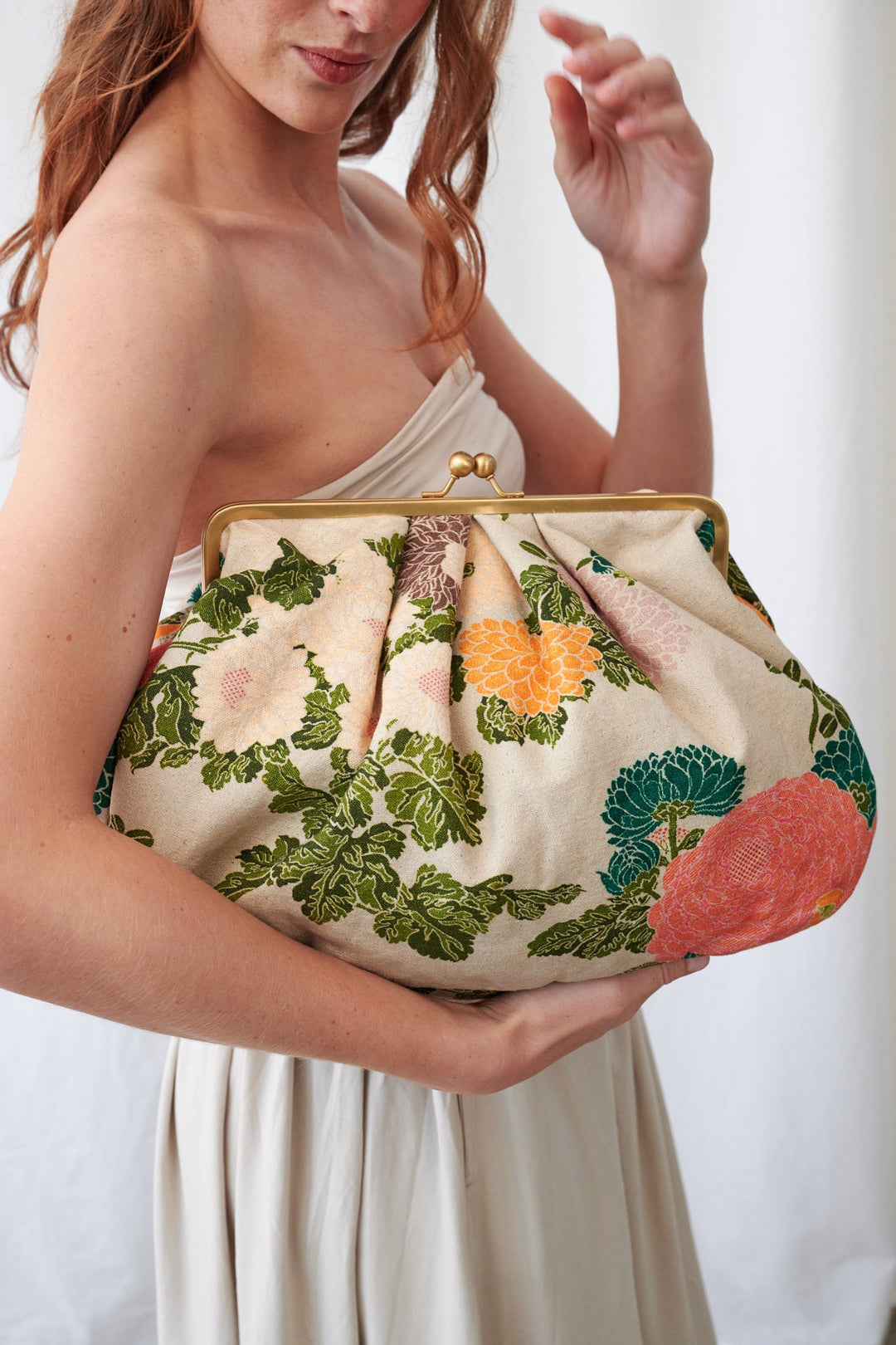 Jacquard Putty Kiss Lock Clutch Bag