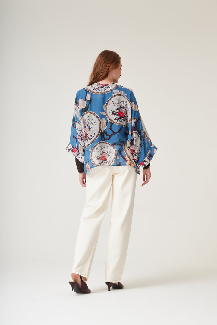 Magnolia Plates Blue Kimono - One Hundred Stars
