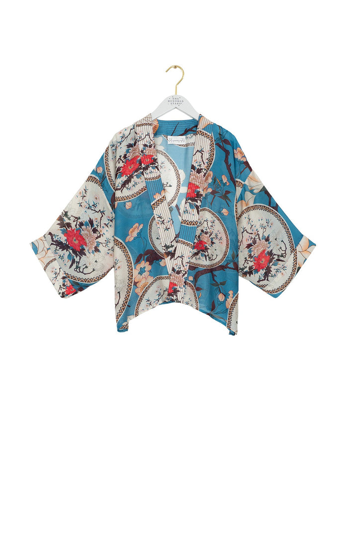 Magnolia Plates Blue Kimono - One Hundred Stars