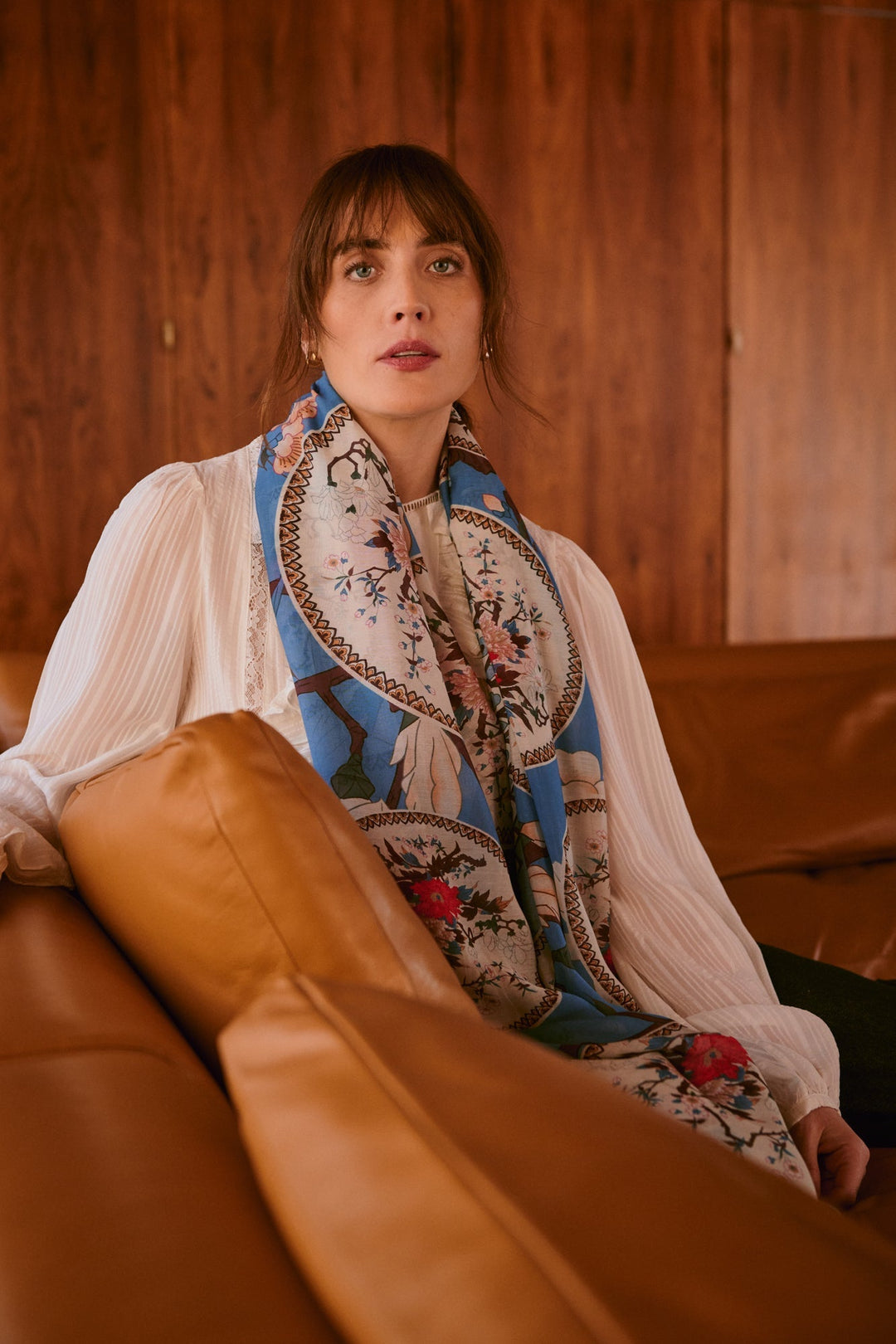 Magnolia Plates Blue Scarf - One Hundred Stars