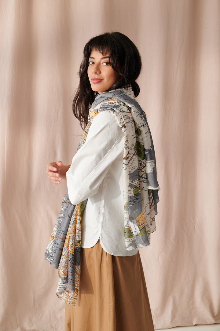 New York City Grey Map Scarf - One Hundred Stars