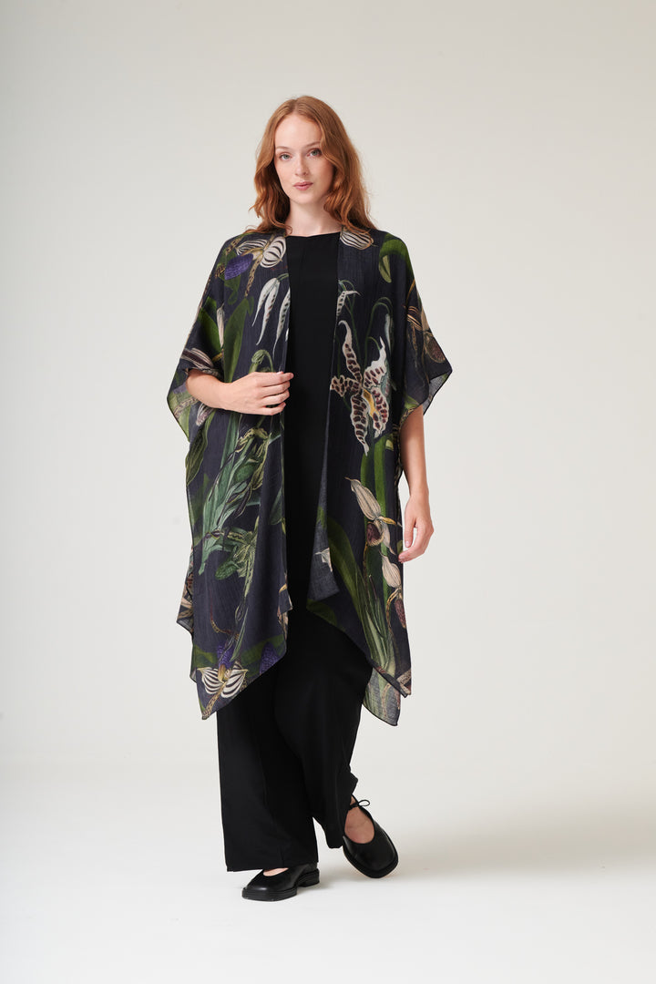 Orchid Black Wool Throwover - One Hundred Stars