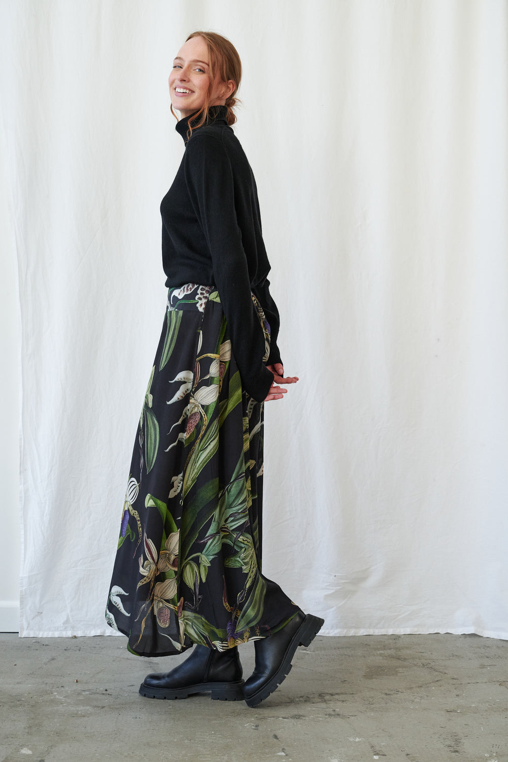 Orchid Black A-line Maxi Skirt - One Hundred Stars
