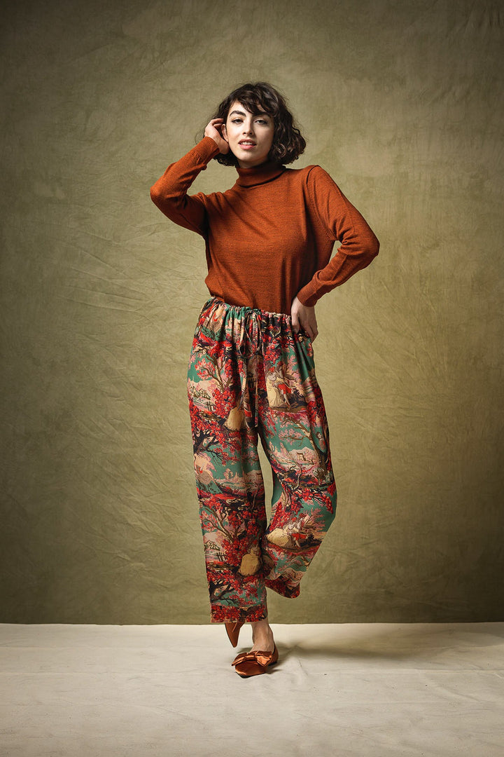 Country Toile Berry Crepe Pants