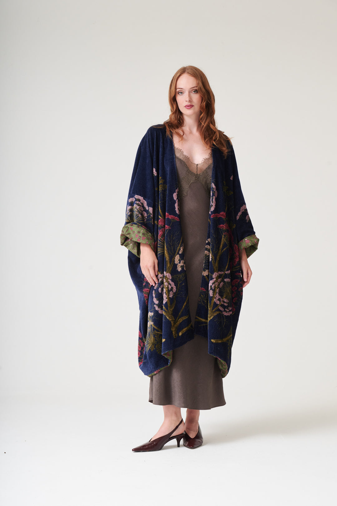 Parsley Seed Navy Velvet Grande - One Hundred Stars