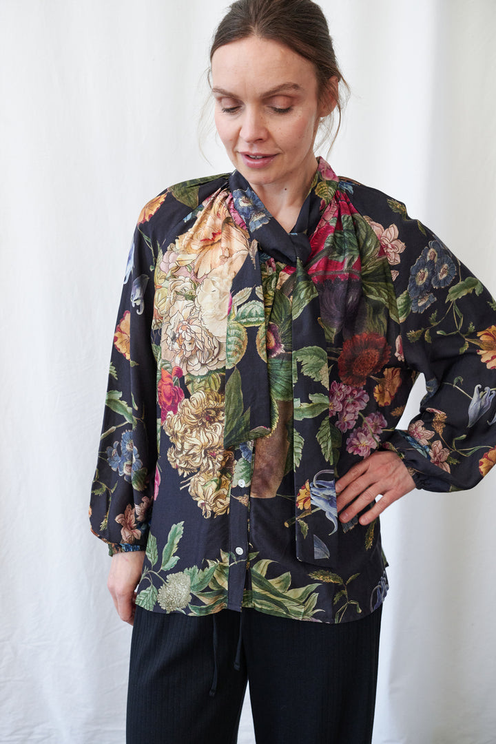Primula Black PussyBow Blouse