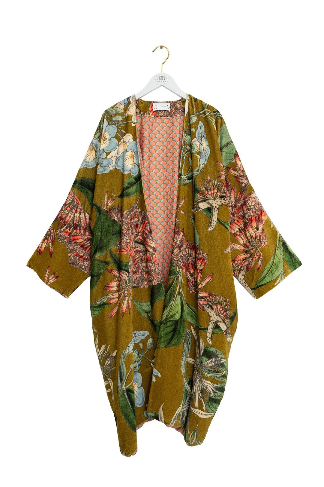 Rhodoleia Gold Velvet Grande - One Hundred Stars