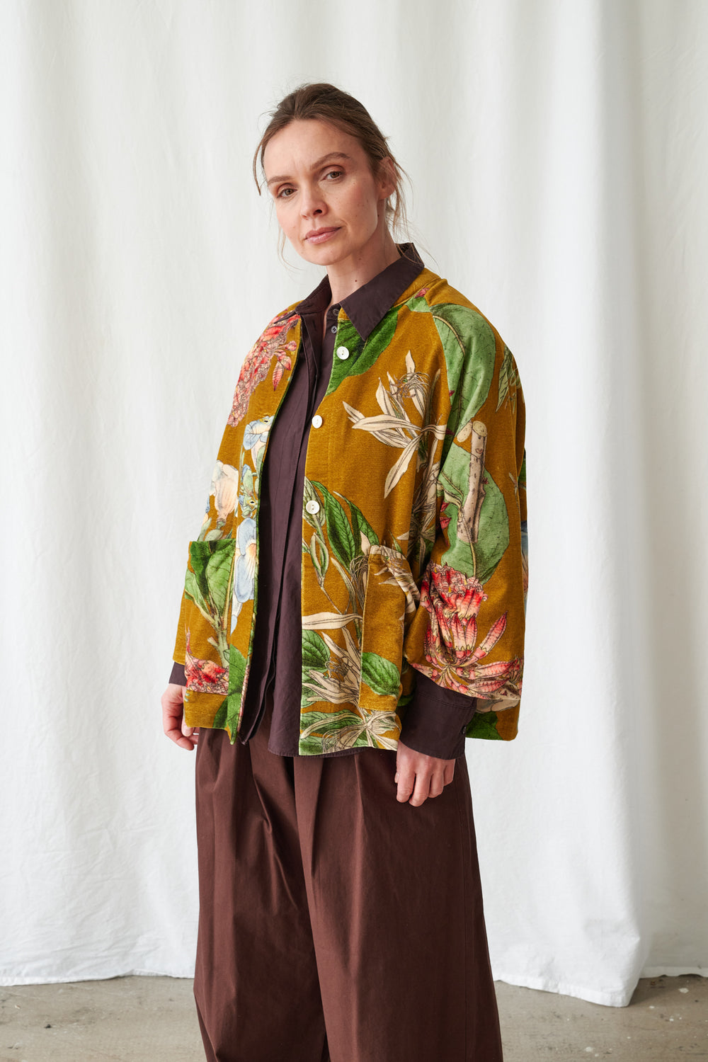Rhodoleia Gold Velvet Jacket - One Hundred Stars