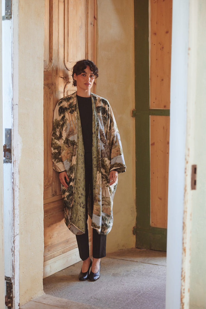 Rivers and Trees Natural Velvet Grande - One Hundred Stars