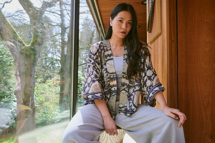 Susani Charcoal Kimono - One Hundred Stars
