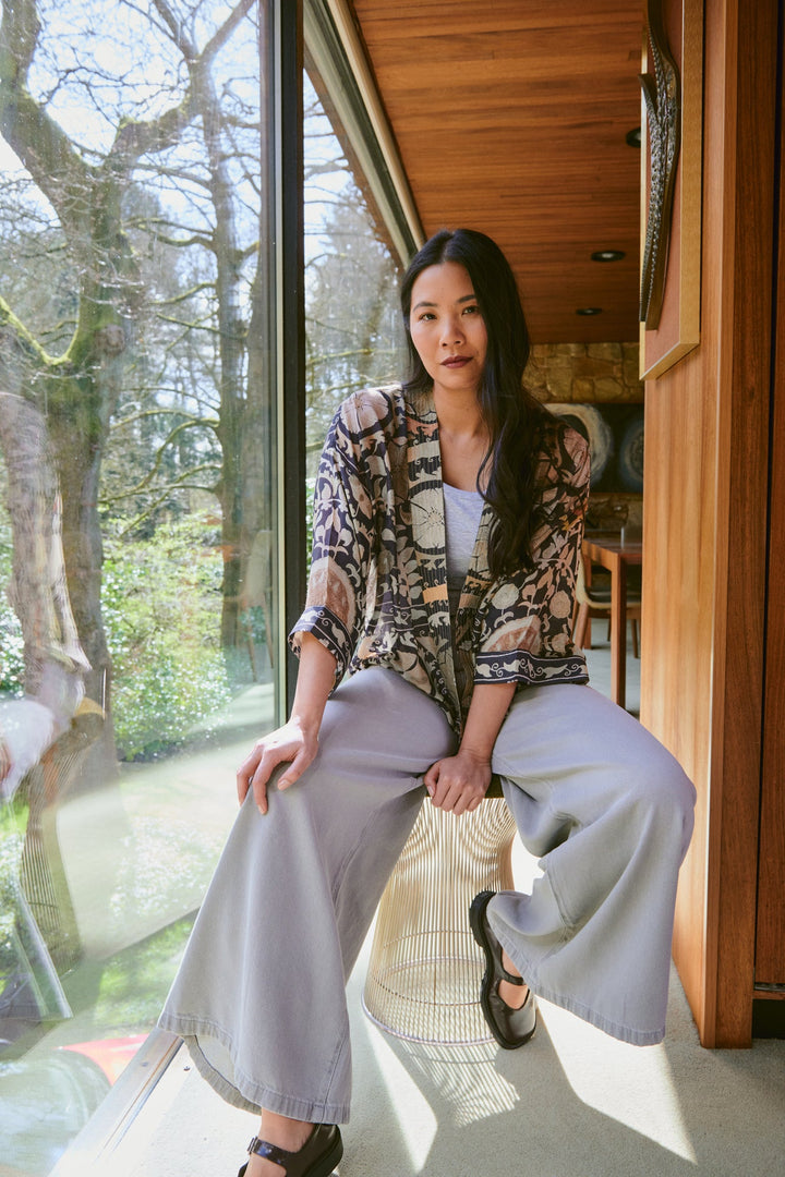 Susani Charcoal Kimono - One Hundred Stars