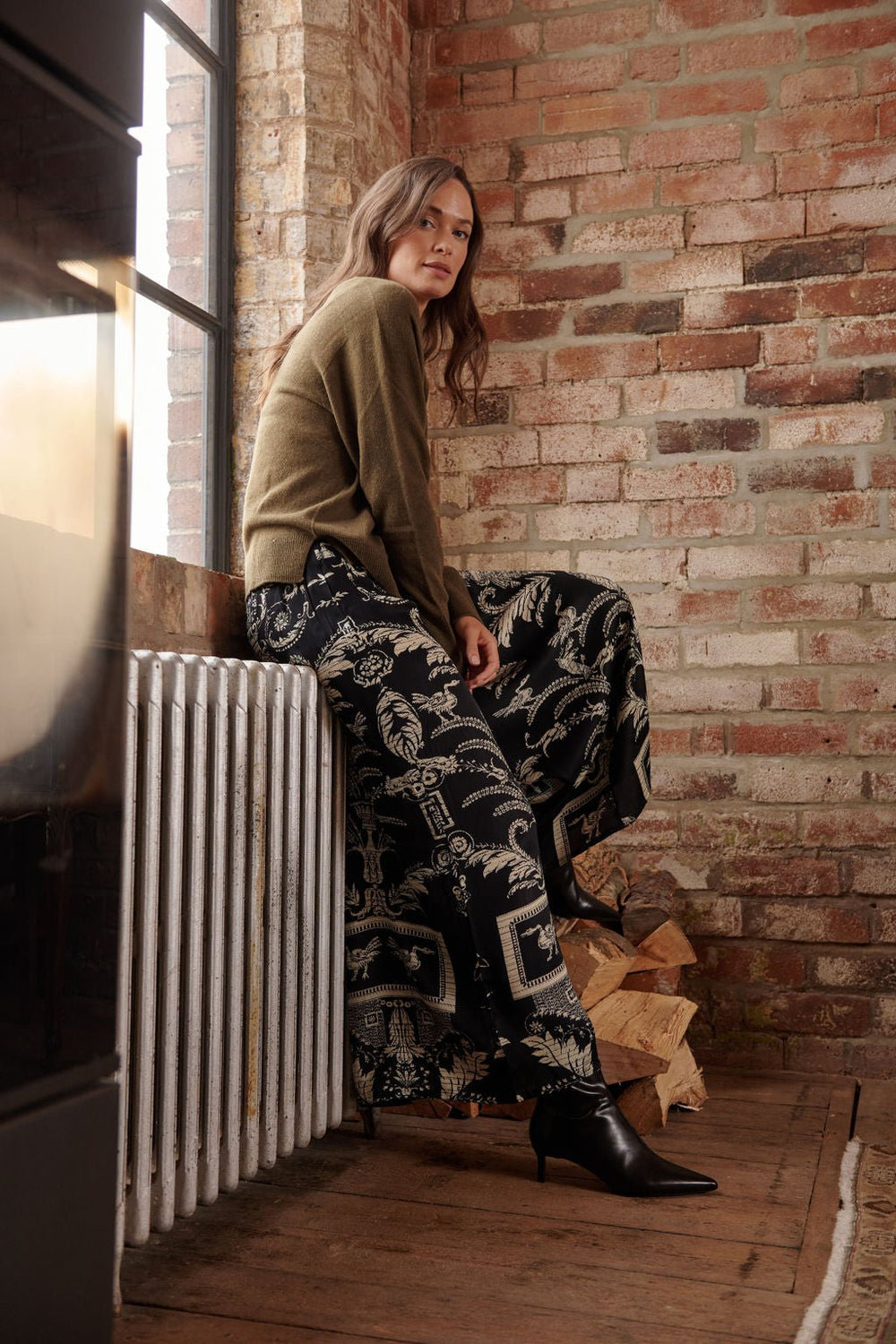 Vintage Damask Black Palazzo Pant - One Hundred Stars