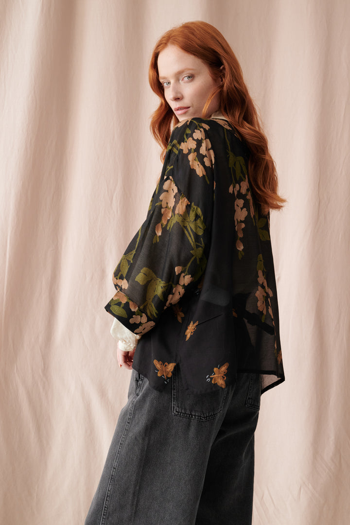 Wisteria Black Kimono - One Hundred Stars