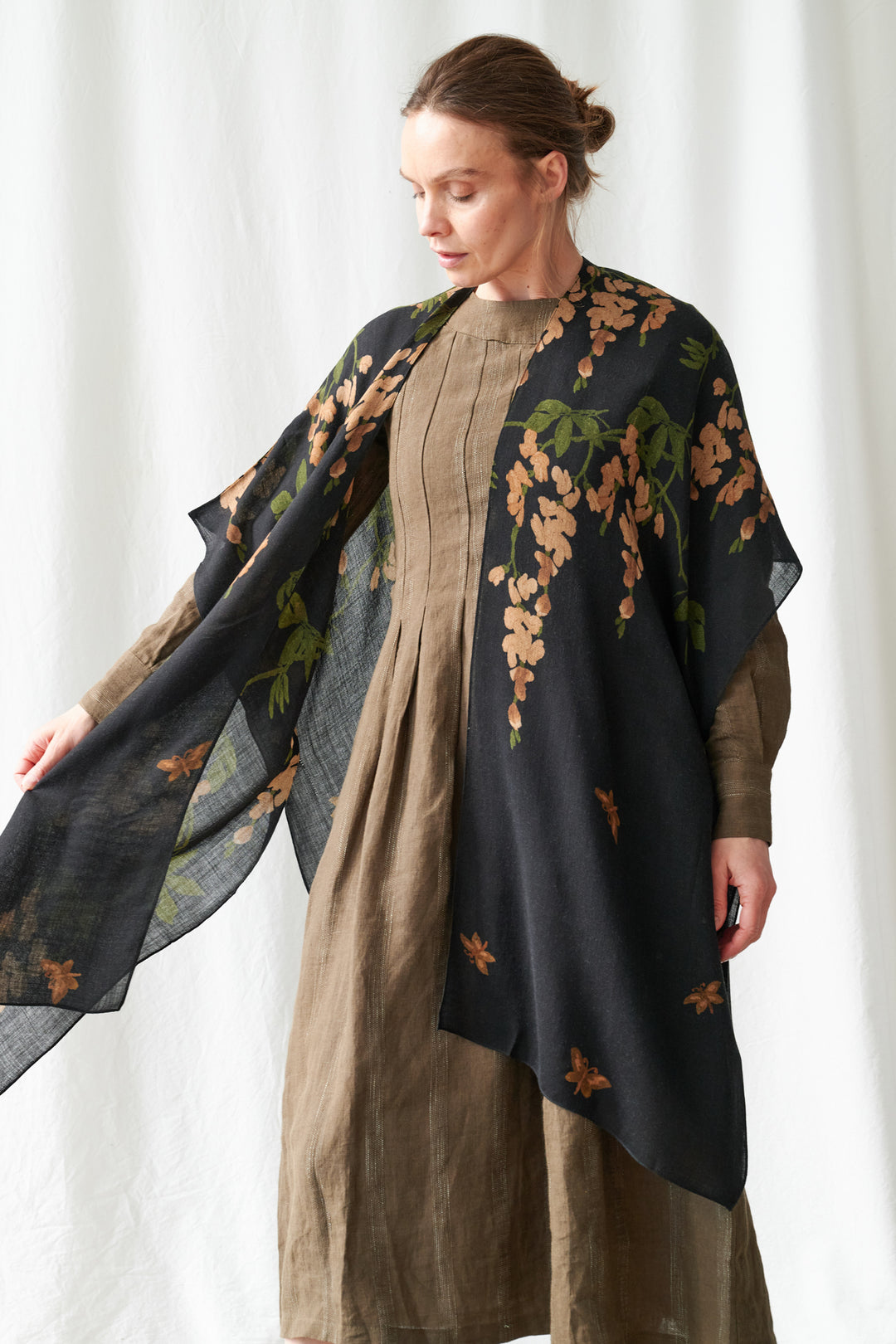 Wisteria Black Wool Throwover - One Hundred Stars