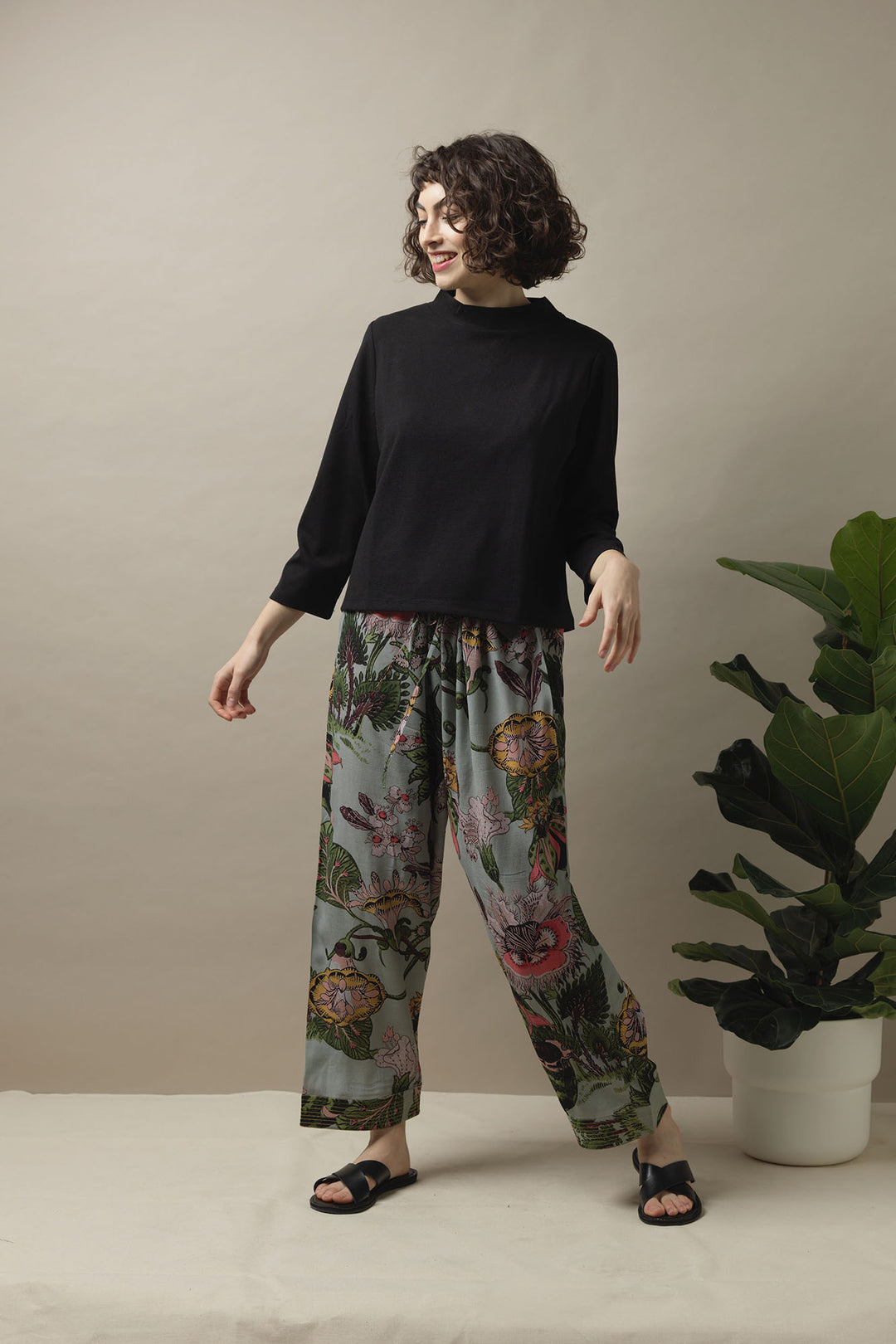 Eccentric Blooms Putty Crepe Lounge Pants