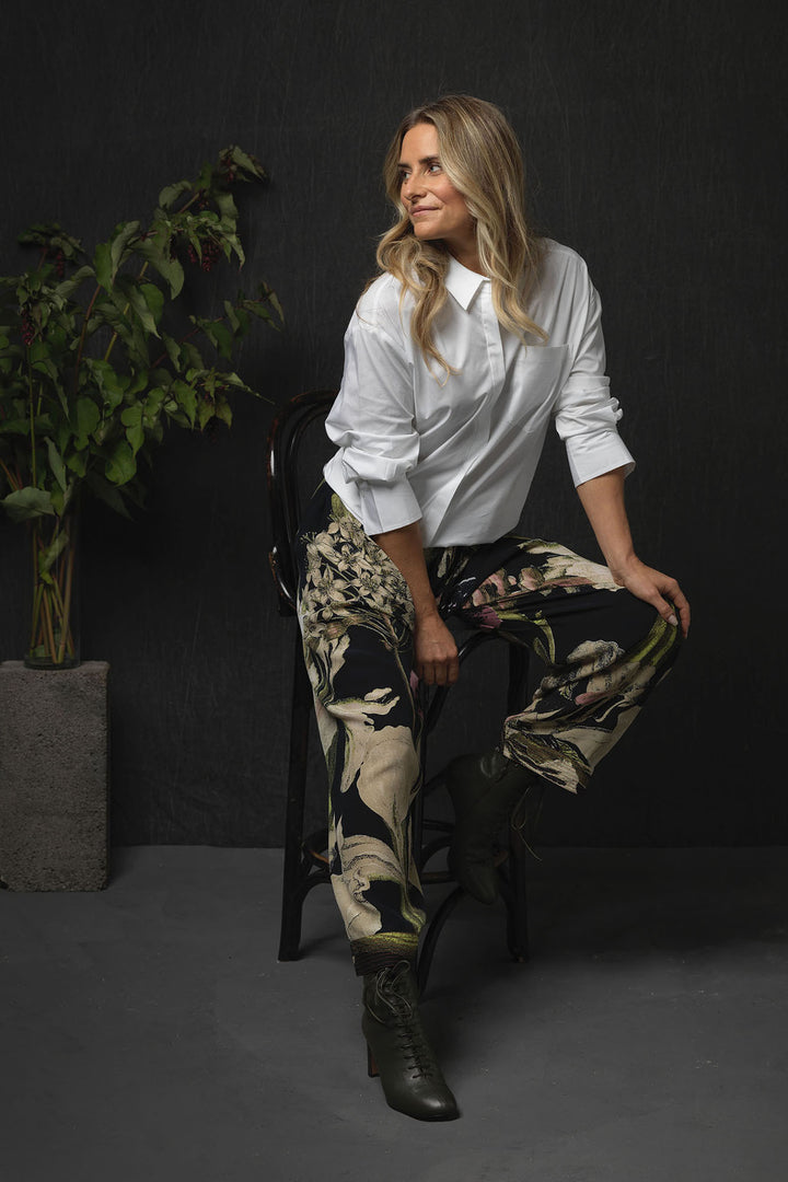 Iris Black Crepe Lounge Pants- These versatile cropped wide leg bottoms make the perfect lounge wear and have a super soft fit and feel making them ideal for a relaxed look.